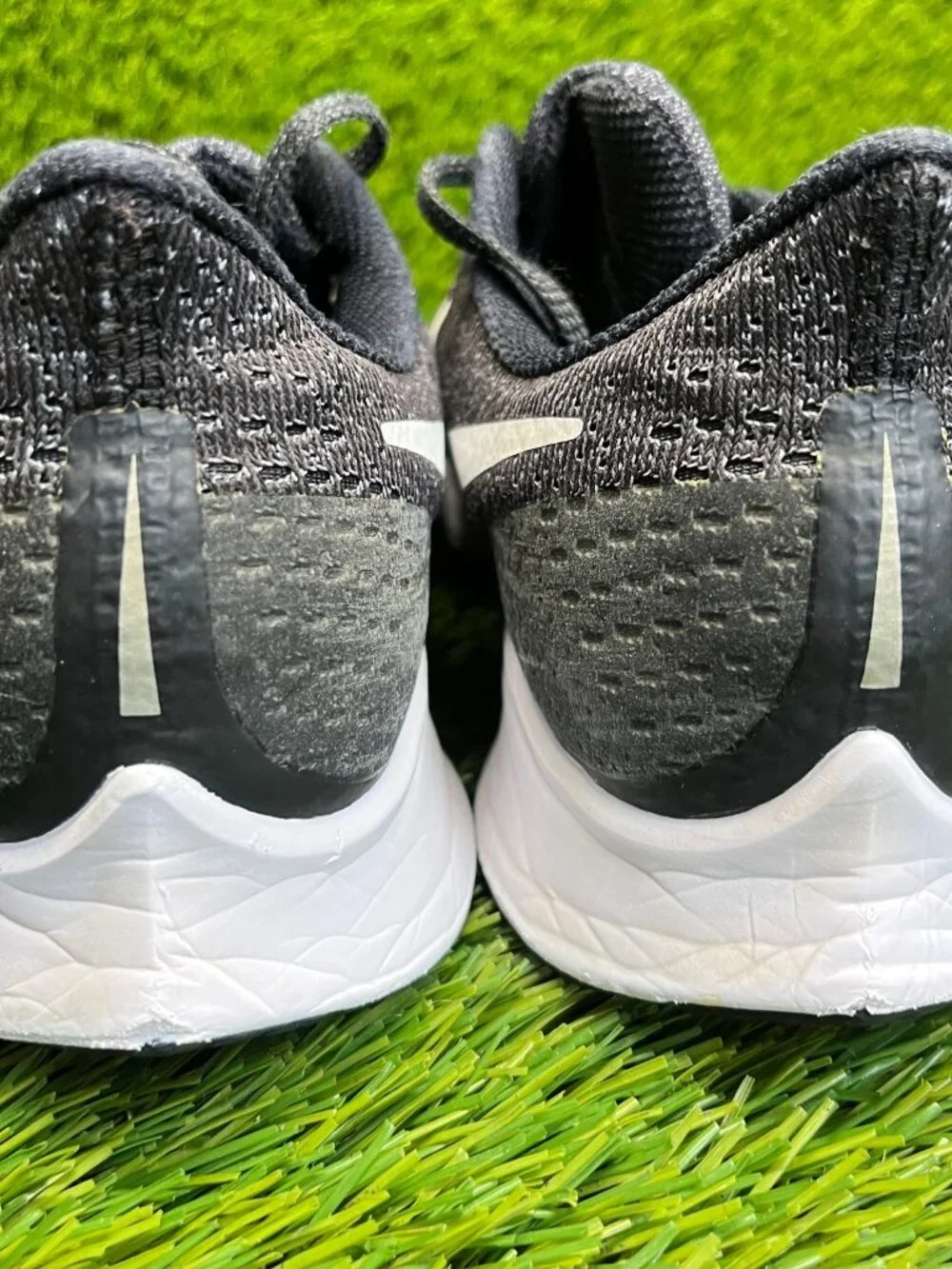 Nike Air Zoom Pegasus 35 Womens Size 6.5 Black Athletic Running Shoes Sneakers